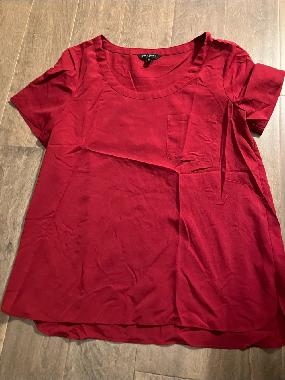 Banana Republic Women’s Red Short Sleeve  Scoop Neck Top with Chest Pocket